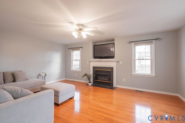 6442 Little Sorrel Dr, Mechanicsville, VA 23111