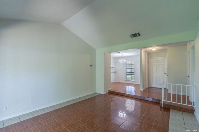 129 MEADOW DR, Converse, TX 78109