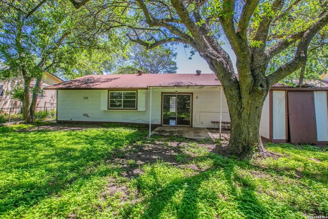129 MEADOW DR, Converse, TX 78109