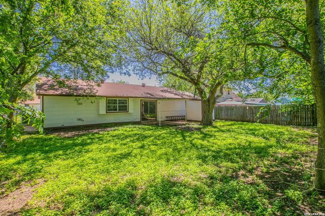 129 MEADOW DR, Converse, TX 78109