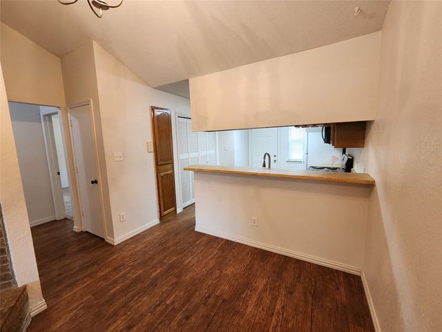 2925 Timothy Lane, Euless, TX 76039
