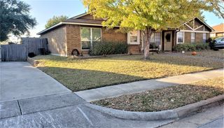 2925 Timothy Lane, Euless, TX 76039