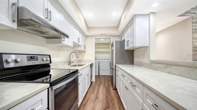 2247 BISPHAM ROAD 50, Sarasota, FL 34231