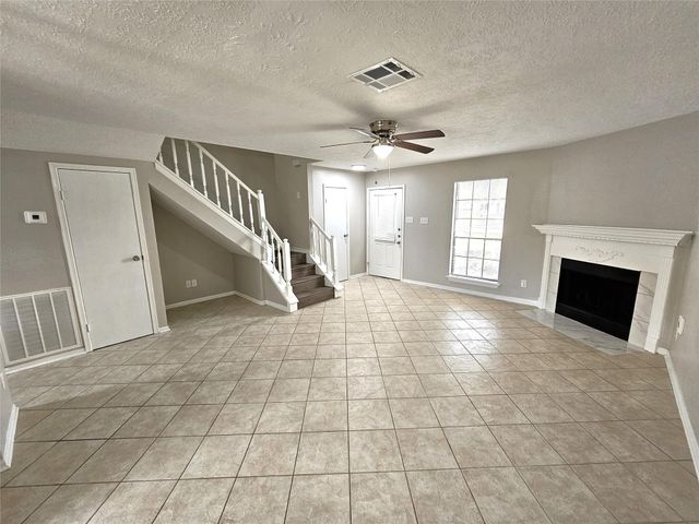 17303 Saturn Lane, Houston, TX 77058