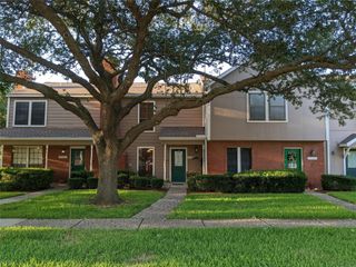 17303 Saturn Lane, Houston, TX 77058