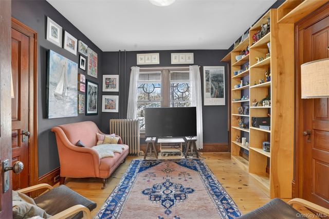 6455 Montgomery Street, Rhinebeck, NY 12572