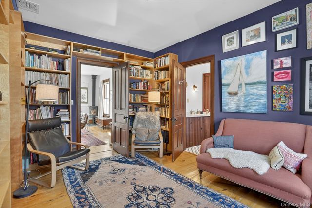 6455 Montgomery Street, Rhinebeck, NY 12572