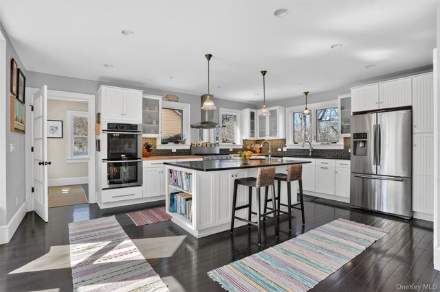 6455 Montgomery Street, Rhinebeck, NY 12572