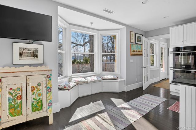 6455 Montgomery Street, Rhinebeck, NY 12572