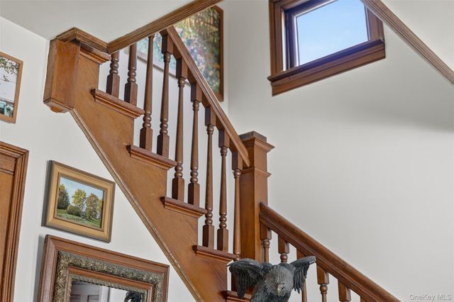 6455 Montgomery Street, Rhinebeck, NY 12572