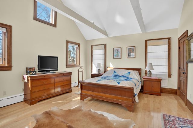 6455 Montgomery Street, Rhinebeck, NY 12572