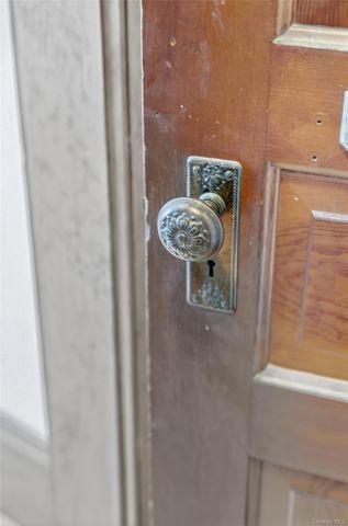 6455 Montgomery Street, Rhinebeck, NY 12572