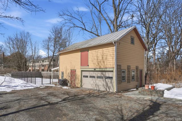 6455 Montgomery Street, Rhinebeck, NY 12572