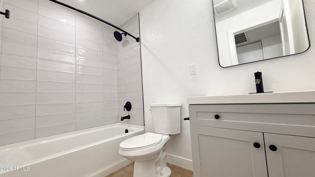 1840 W THOMAS Road 25, Phoenix, AZ 85015