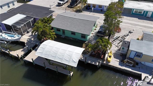 2650 Coco Plum DR, Matlacha, FL 33993