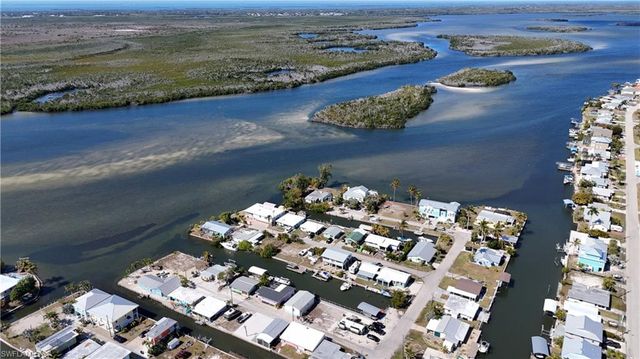 2650 Coco Plum DR, Matlacha, FL 33993