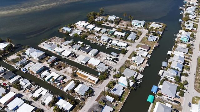 2650 Coco Plum DR, Matlacha, FL 33993