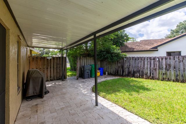 1123 Northumberland Court, Wellington, FL 33414