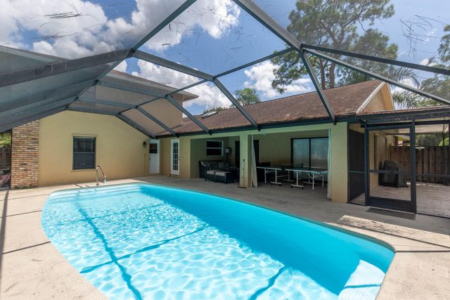 1123 Northumberland Court, Wellington, FL 33414