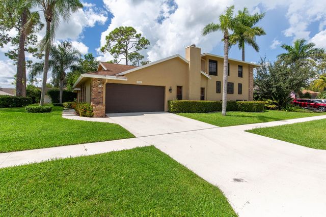 1123 Northumberland Court, Wellington, FL 33414