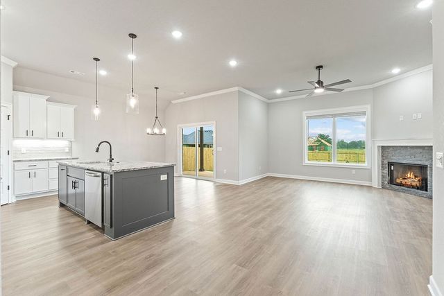 1817 Edwards Street, Pea Ridge, AR 72751