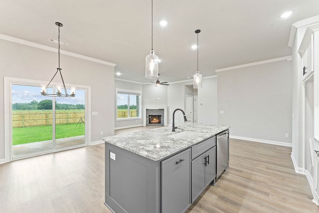 1817 Edwards Street, Pea Ridge, AR 72751