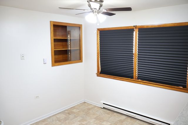 9721 S Albany Avenue 2, Evergreen Park, IL 60805