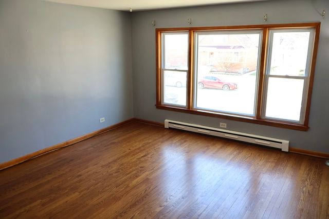 9721 S Albany Avenue 2, Evergreen Park, IL 60805