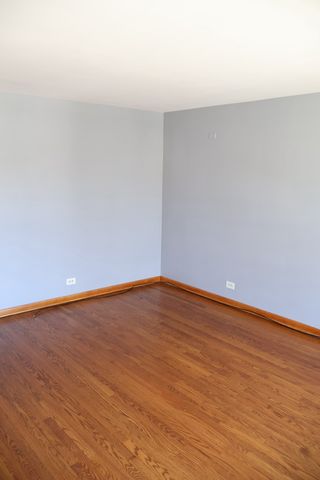 9721 S Albany Avenue 2, Evergreen Park, IL 60805