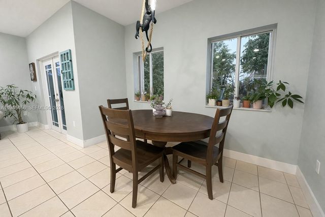 4124 NE 30th St, Homestead, FL 33033