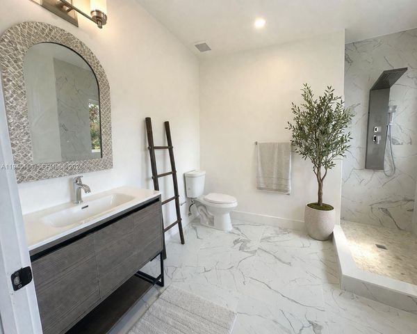 4124 NE 30th St, Homestead, FL 33033