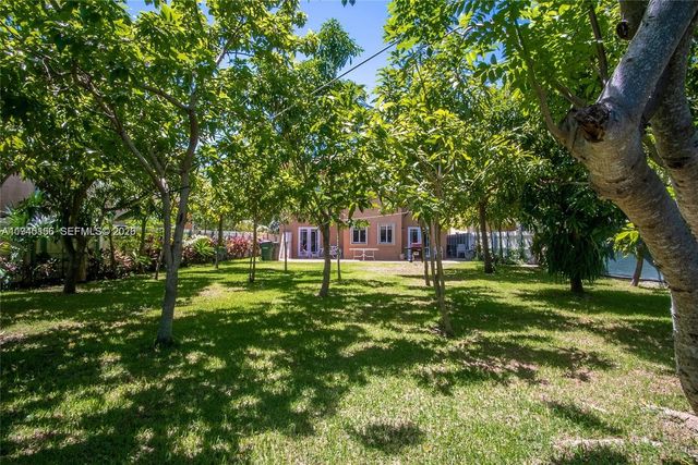 4124 NE 30th St, Homestead, FL 33033