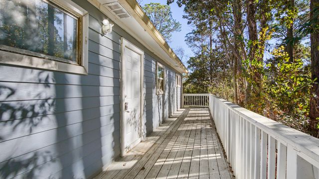 438 E Nursery Road, Santa Rosa Beach, FL 32459