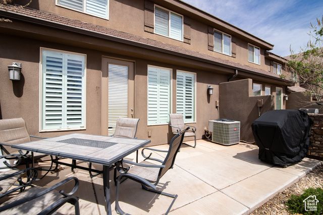 2094 N CORAL RIDGE DR, Washington, UT 84780