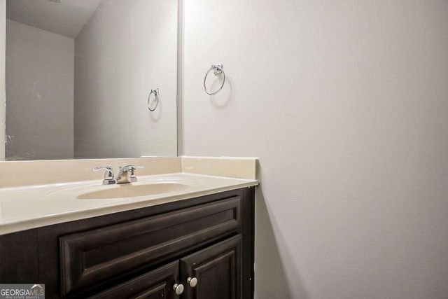 2154 Dodson Woods Drive, Fairburn, GA 30213
