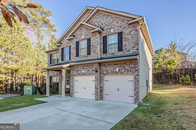 2154 Dodson Woods Drive, Fairburn, GA 30213