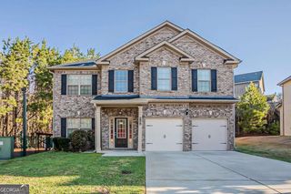 2154 Dodson Woods Drive, Fairburn, GA 30213