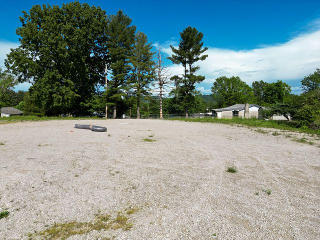 4770 S Hwy 27 Highway, Somerset, KY 42501