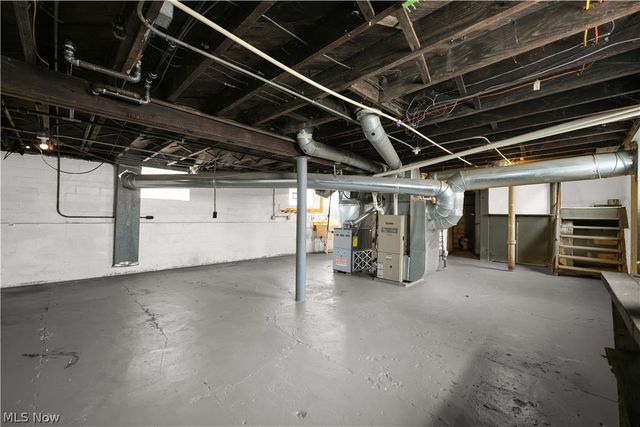 16119 Parkgrove Avenue 2, Cleveland, OH 44110