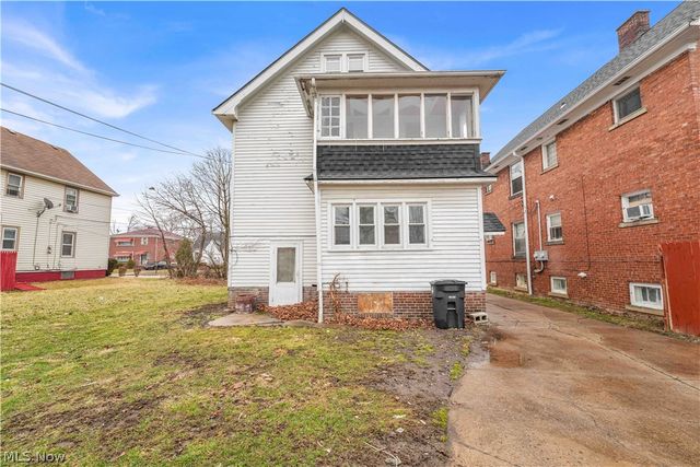 16119 Parkgrove Avenue 2, Cleveland, OH 44110