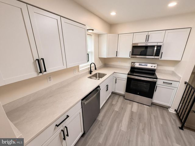 1407 WATERFORD DR, District Heights, MD 20747