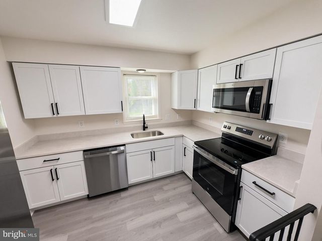 1407 WATERFORD DR, District Heights, MD 20747