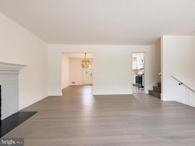 1407 WATERFORD DR, District Heights, MD 20747