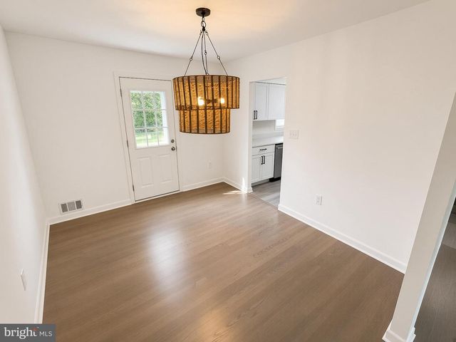 1407 WATERFORD DR, District Heights, MD 20747