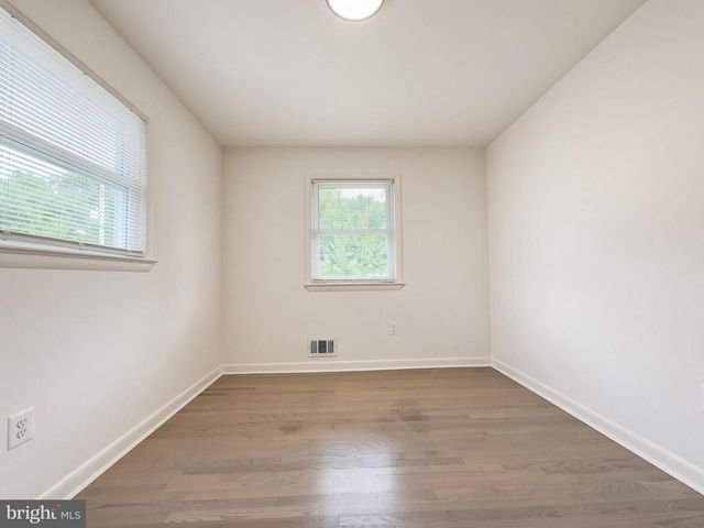 1407 WATERFORD DR, District Heights, MD 20747