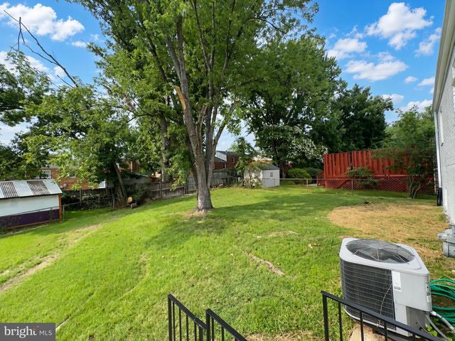 1407 WATERFORD DR, District Heights, MD 20747