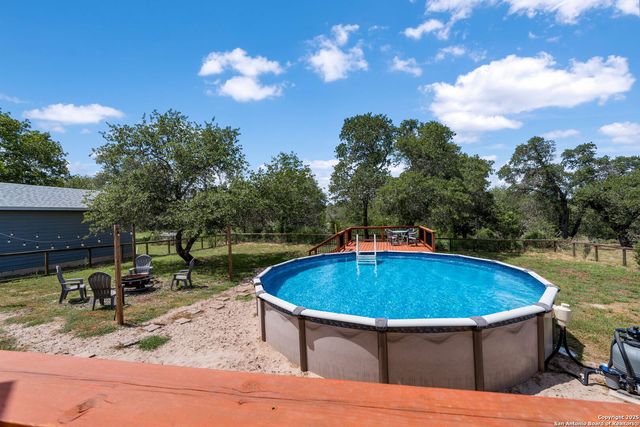 315 Log Cabin, Poteet, TX 78065
