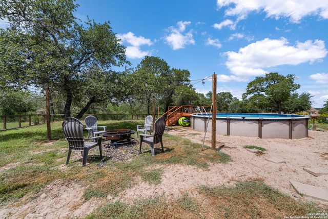 315 Log Cabin, Poteet, TX 78065