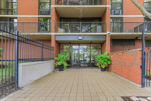 3021 S Michigan Avenue 204, Chicago, IL 60616