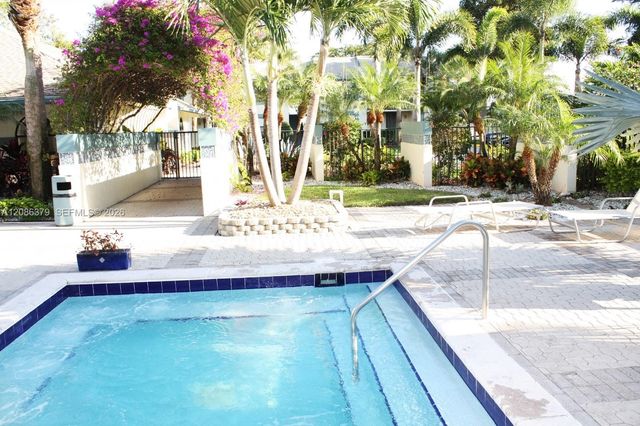 706 Executive Center Drive 34, West Palm Beach, FL 33401
